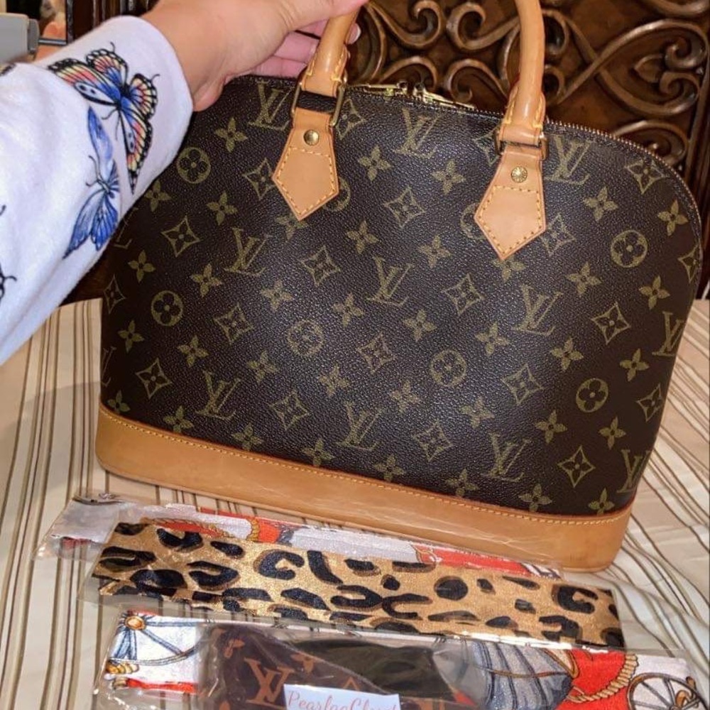 LV ALMA BAG